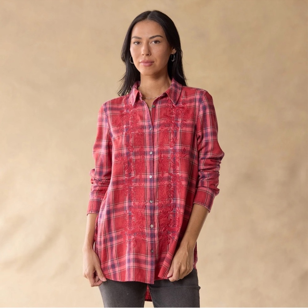 Sundance Red &Pink Plaid Button Down long sleeve Shirt with embroidered panels